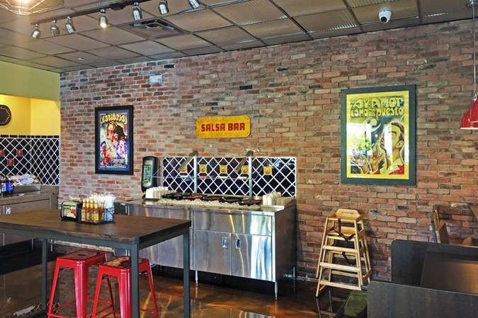 17th Street - Salsa Bar