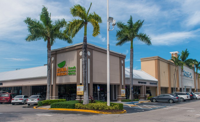 17th Street - Restaurant Exterior