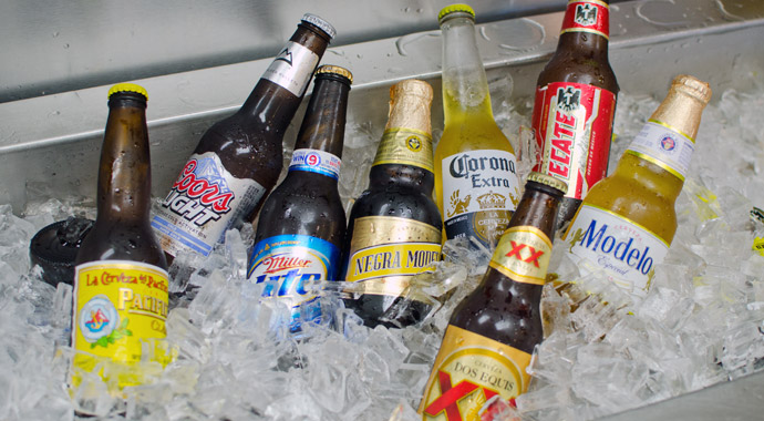 Zona Fresca Beers - Photo Copyright 2011-2022 Robert Giordano