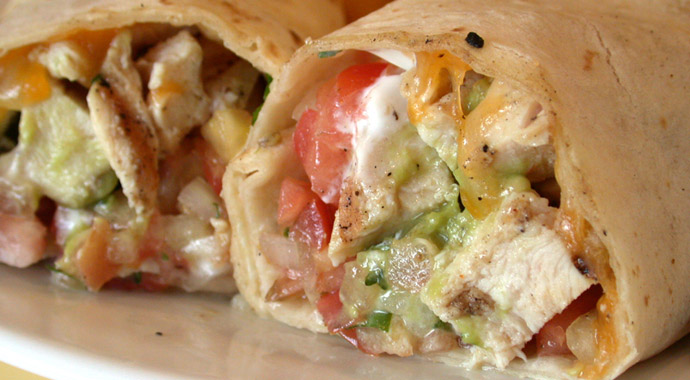 Zona Fresca Chicken Burrito - Photo Copyright 2011-2022 Robert Giordano