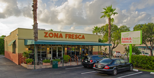 Zona Fresca, Fort Lauderdale, FL store.
Photo by Robert Giordano, Design215.com